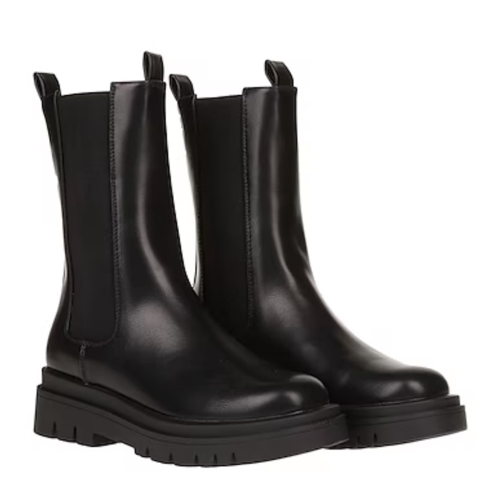 New Manila Grace Boots